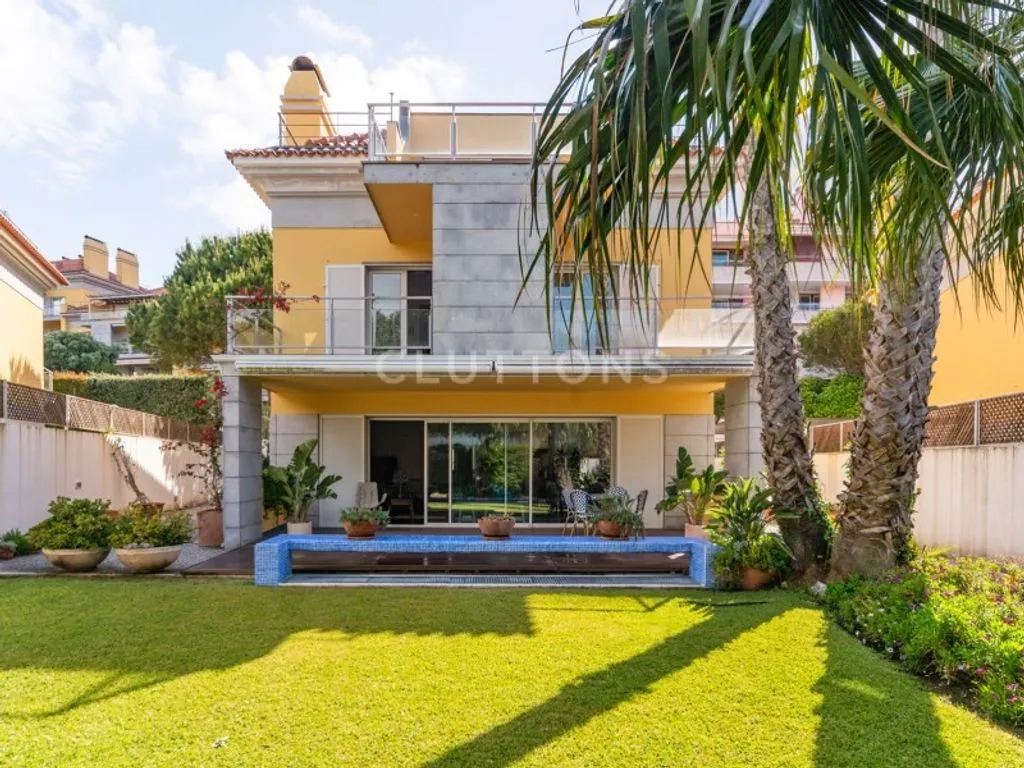 Aed - Luxury Villa with Pool in Estoril