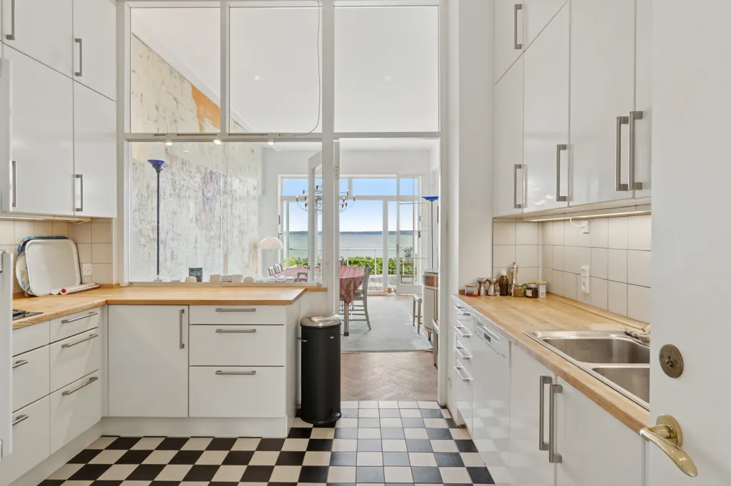 Cuisine - Doubled-up Villa with Waterfront in Helsingør
