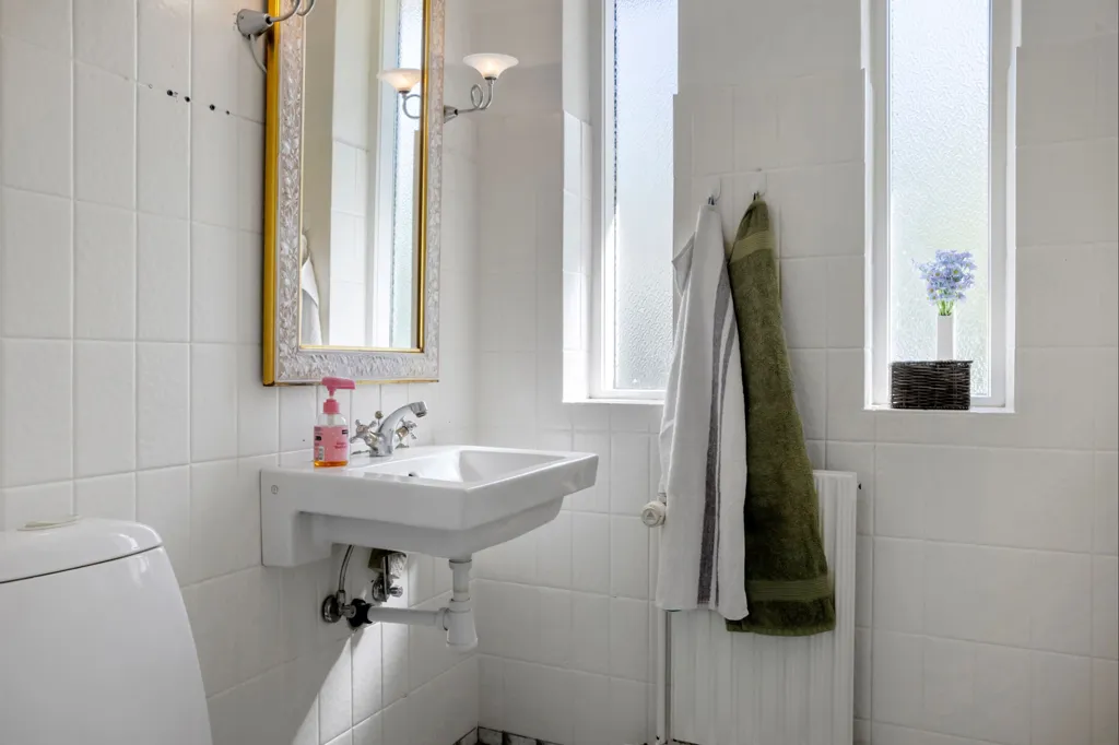 Salles de bain - Spacious Villa with Garden in Mollerup