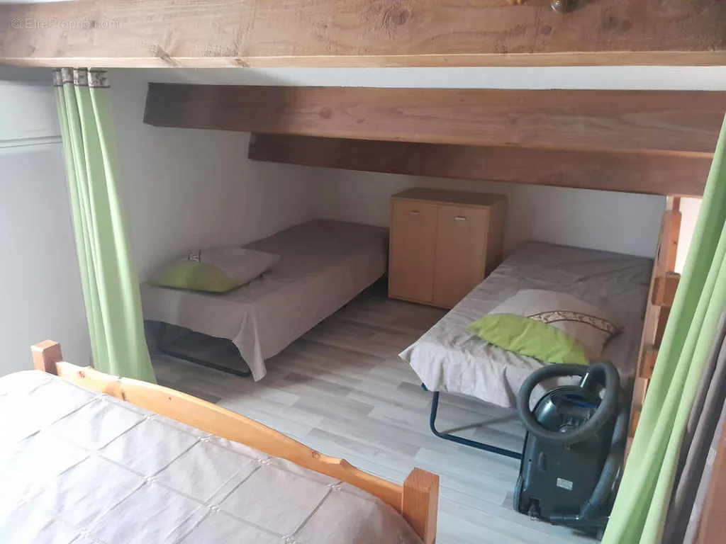 Chambres - Pavillon T2 avec Mezzanine et Terrasse à Montpellier