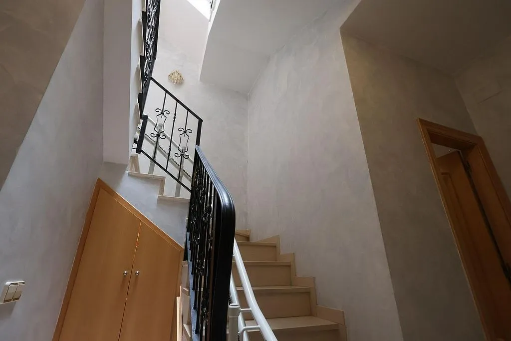 Pièces - Luxury House with Private Garden in Sabadell