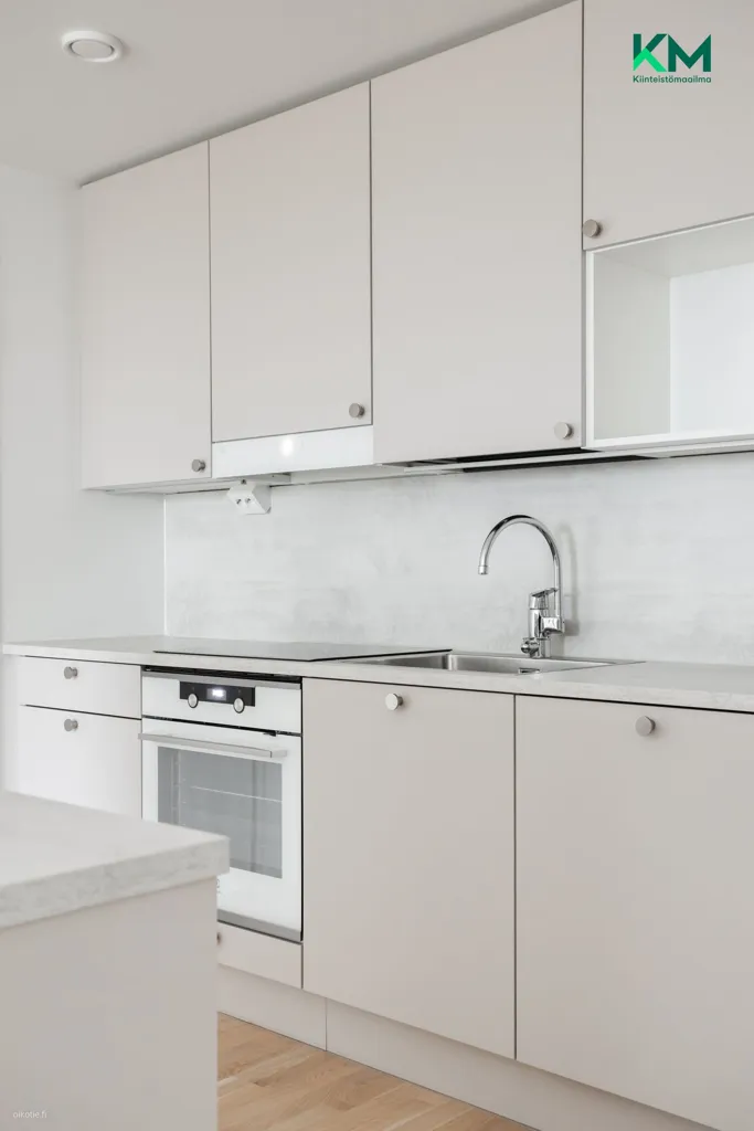 Köök - Modern Apartment with Balcony in Turku Station North