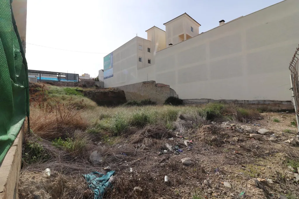 Aed - Commercial Plot with Views in Benijófar