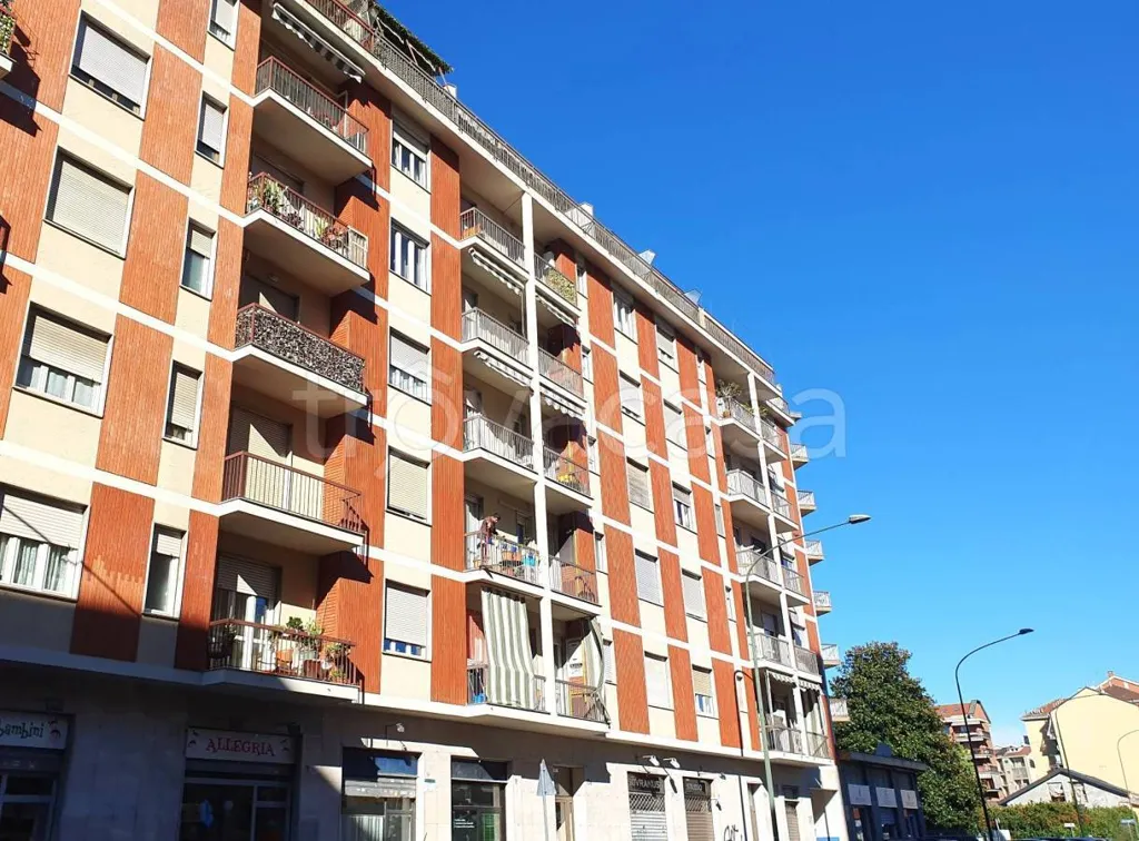 Esterno - Apartment with Double Exposure in Turin