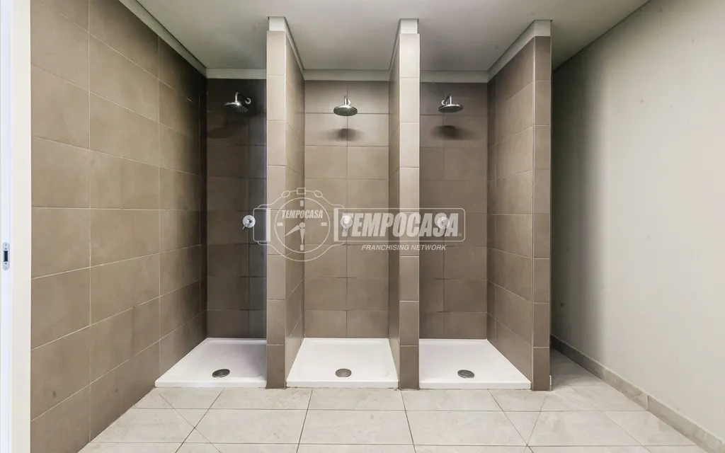 Salles de bain - Luxury Triplex with Panoramic Views in Milan