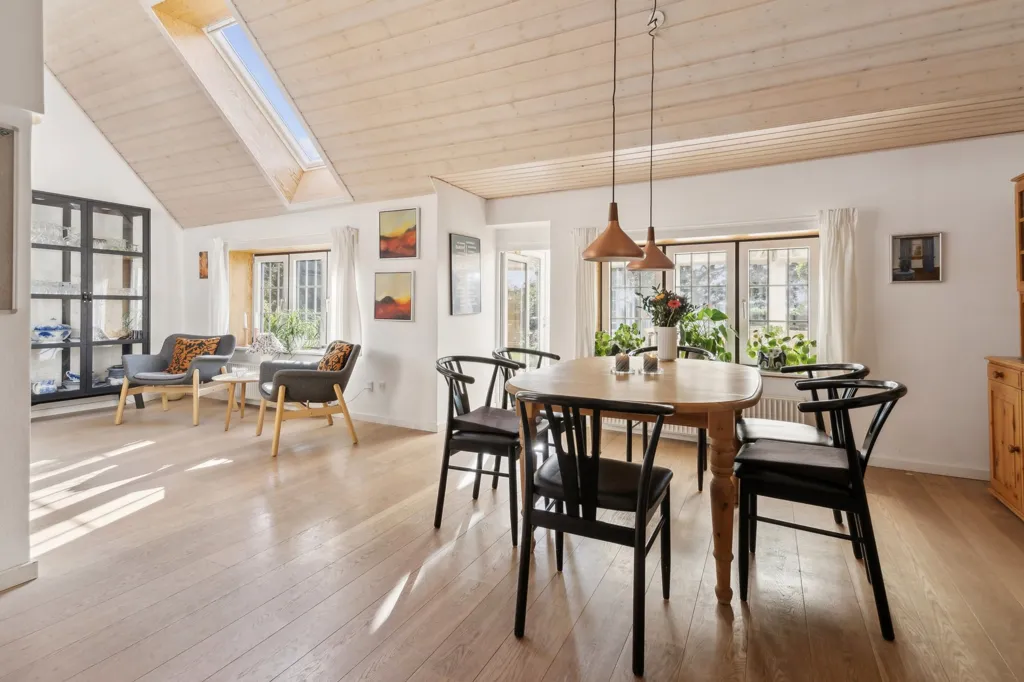 Dining Room - Rural Villa with Large Garden in Agerskov