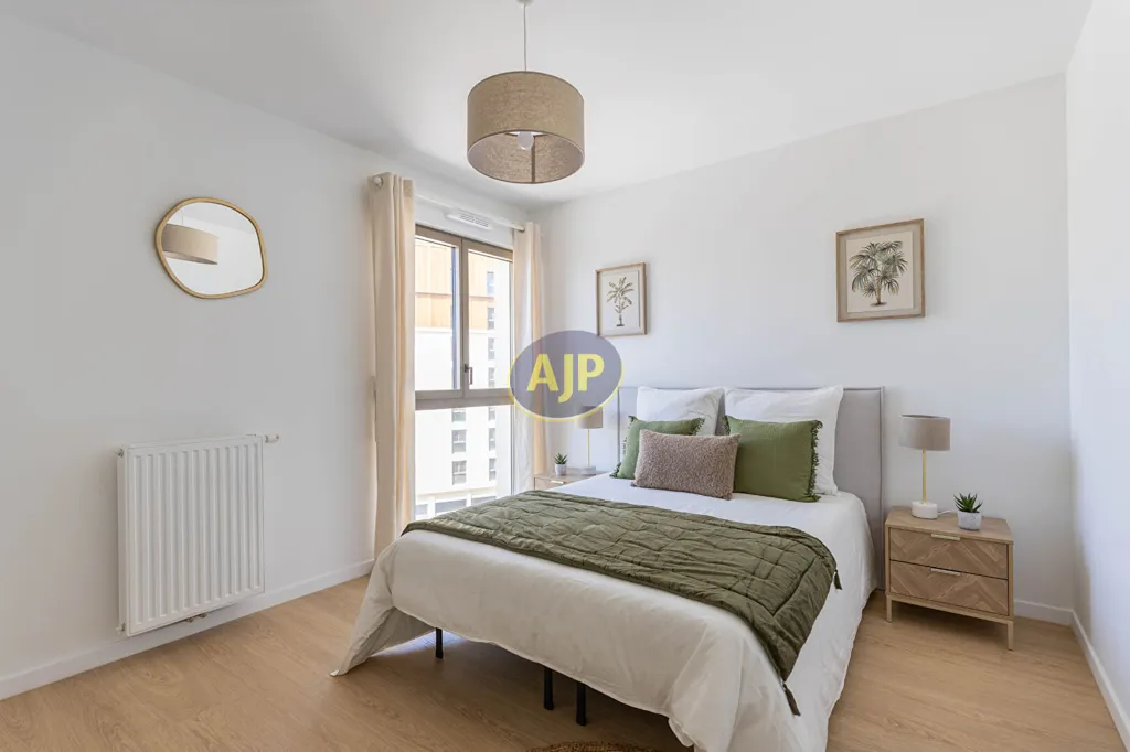 Chambres - Appartement Neuf avec Balcon à Bordeaux