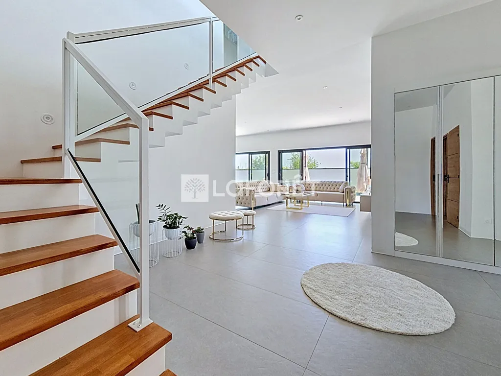 Stanze - Contemporary House with Pool near Angers