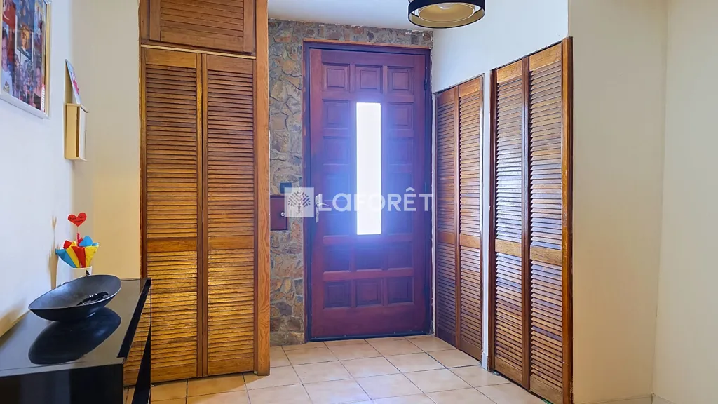 Ingresso - Village House with Potential in Corbère-les-Cabanes