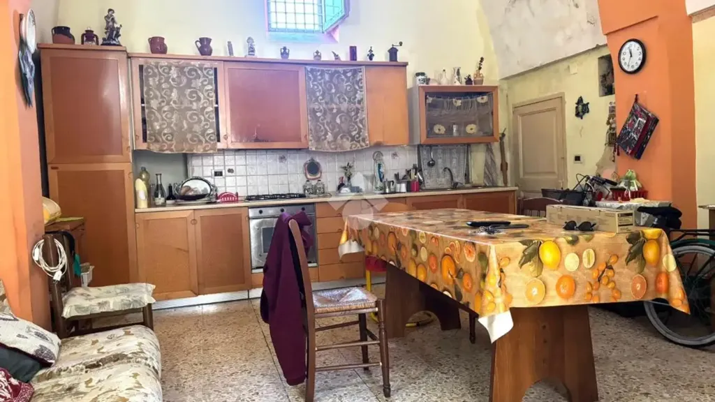 Cocina - Historic House with Starry Ceilings in Alezio