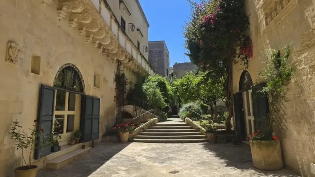 Aed - Rented Apartment with Balcony in Lecce
