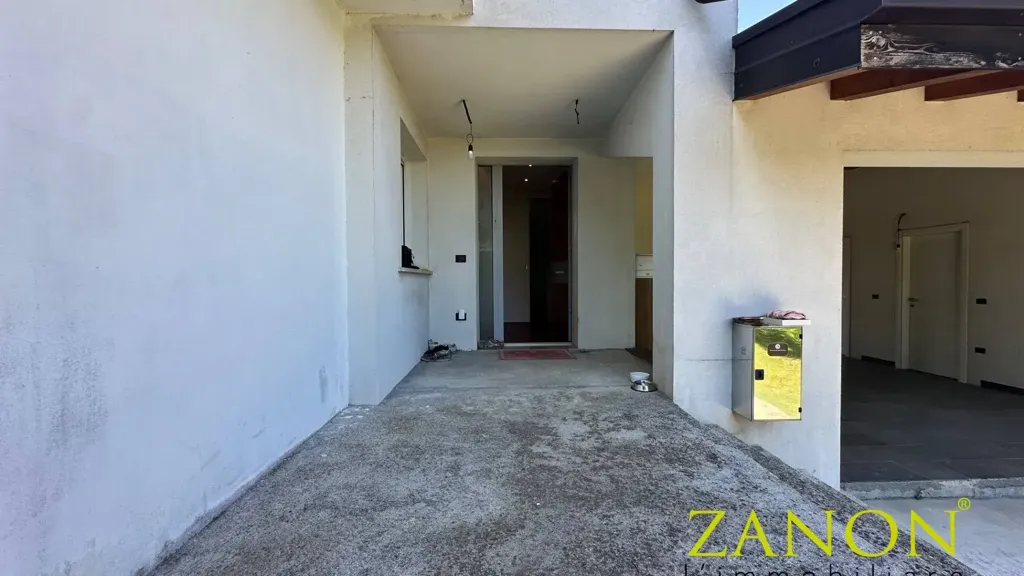 Esterno - Modern House with Garden in Codroipo