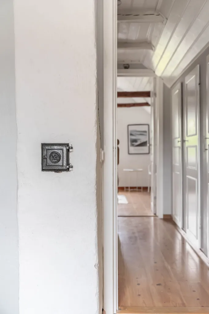 Esik - Charming Villa with Pool in Östra Sönnarslöv