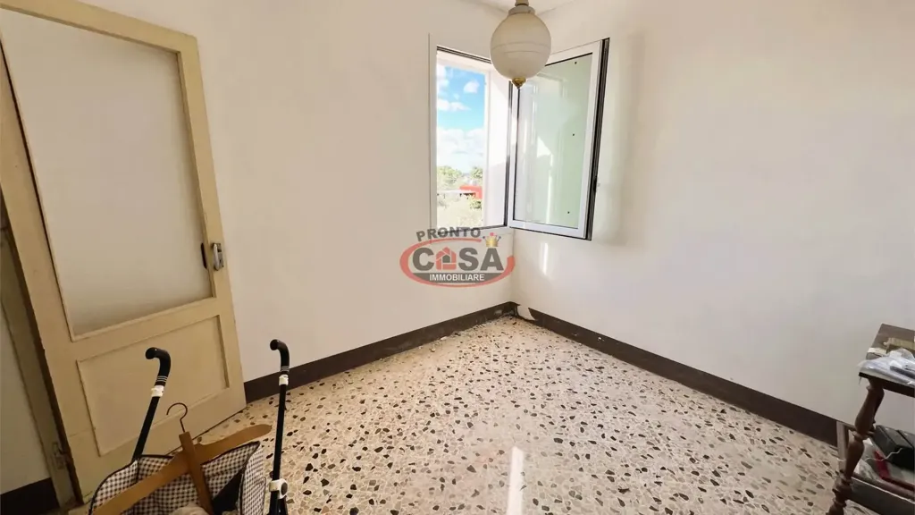 Toad - Residential Property with Veranda in Marsala
