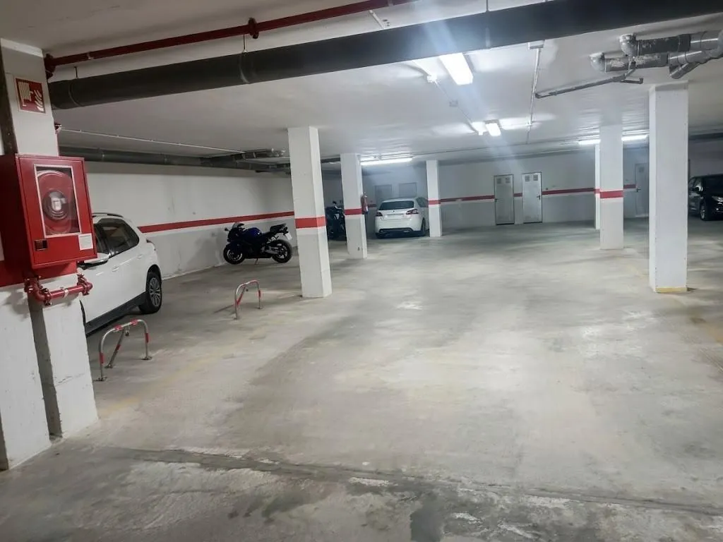 Garage - Parking Space with Shade in La Pobla Llarga