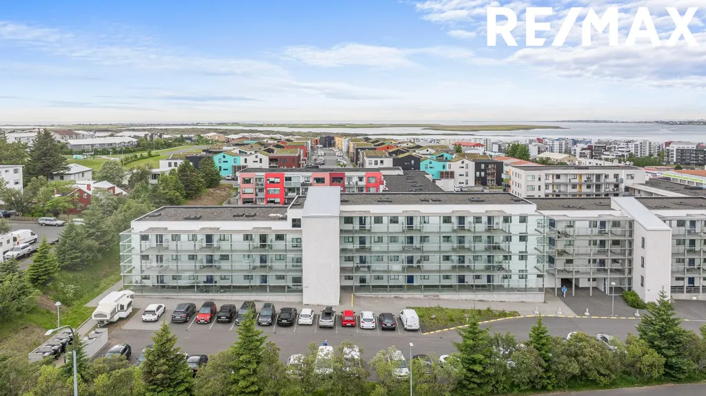 Vue aérienne - Apartment with Lift in Garðabær