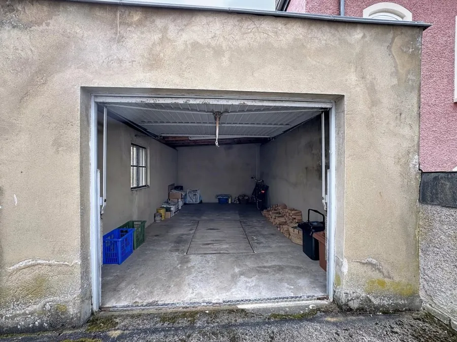 Garage - Maison de Caractère Libre de 4 Côtés à Wecker