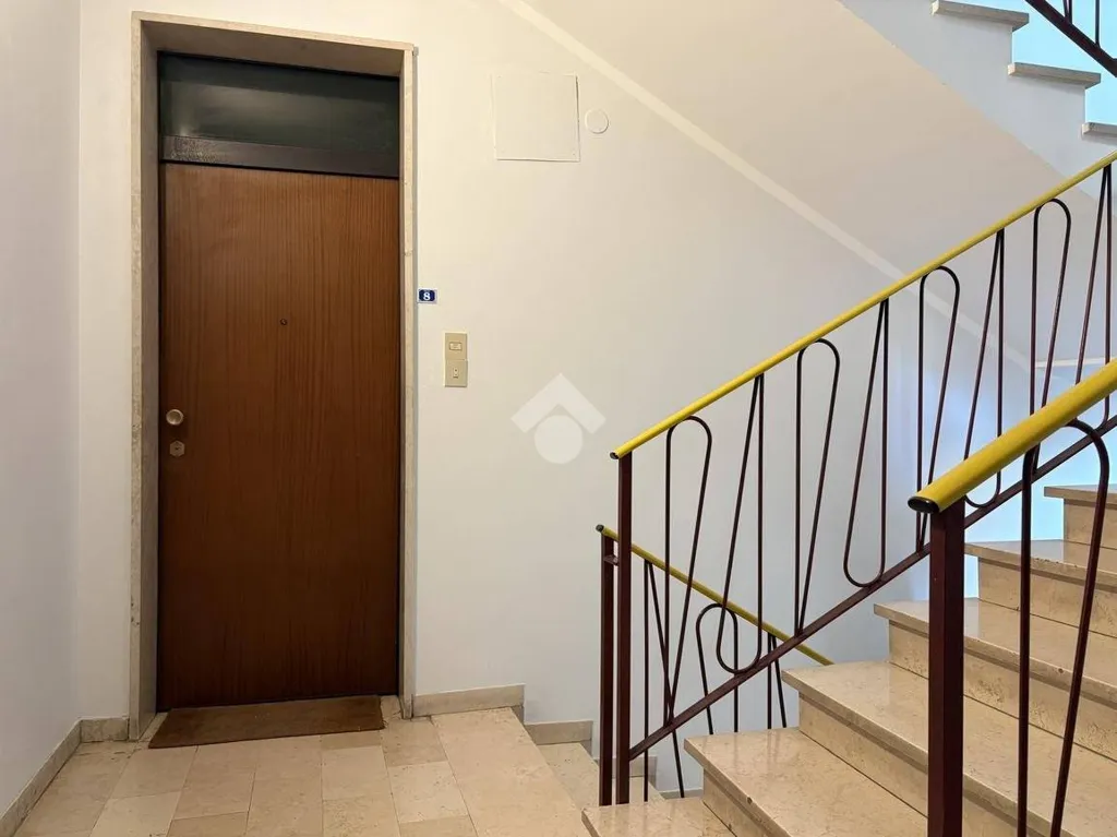 Toad - 4-Room Apartment with Balcony in Ferrara