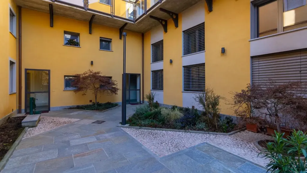 Aed - Loft with Solar Panels in Corso Verona, Turin