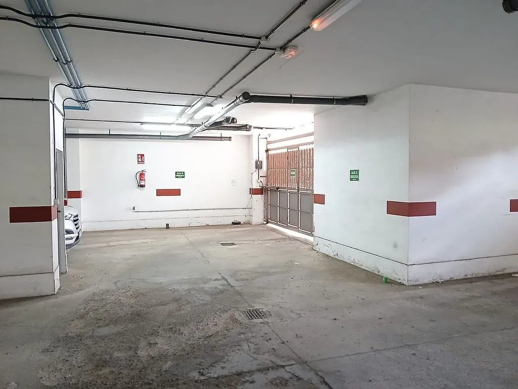 Garage - Spacious Apartment with Garage in La Victoria de Acentejo