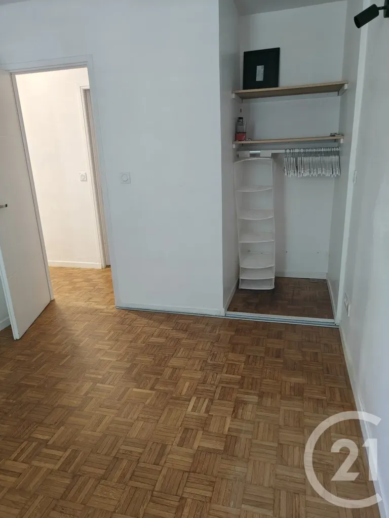 Stanze - 3-Bed Flat with Balcony in Morangis Centre