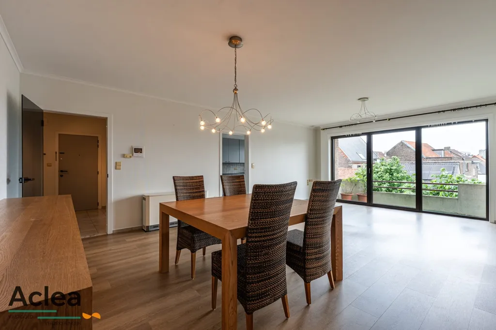 Salle à manger - Appartement avec 2 Terrasses au Centre d'Eeklo