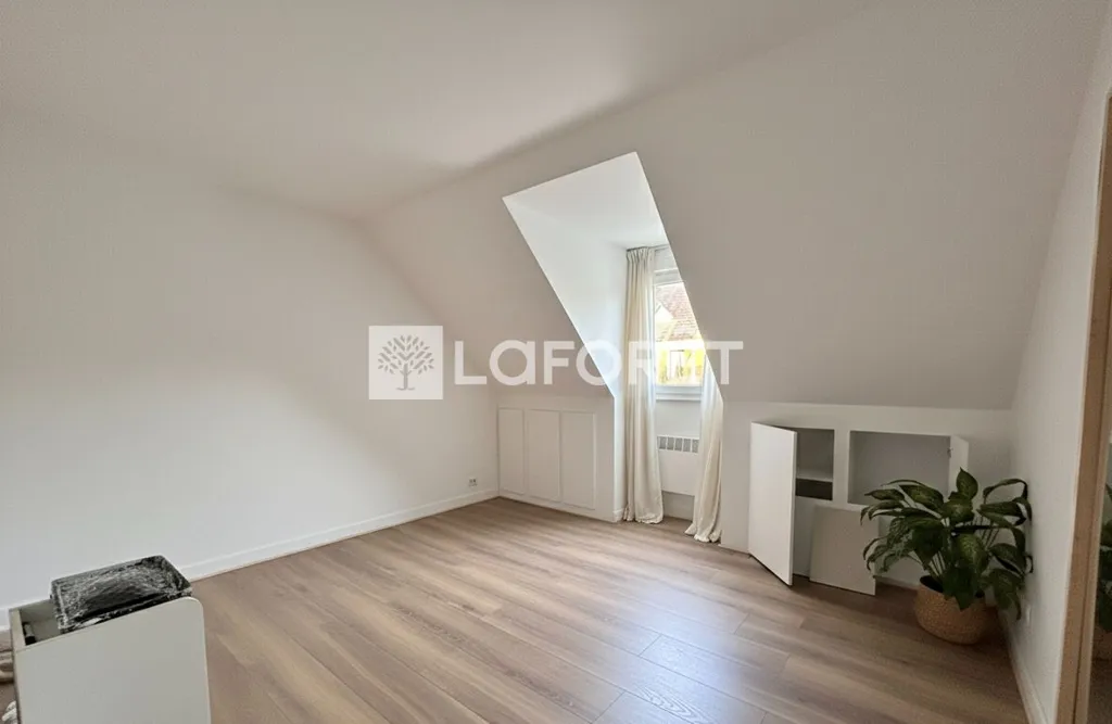 Pièces - Maison de 7 Pièces avec Jardin à Lamorlaye