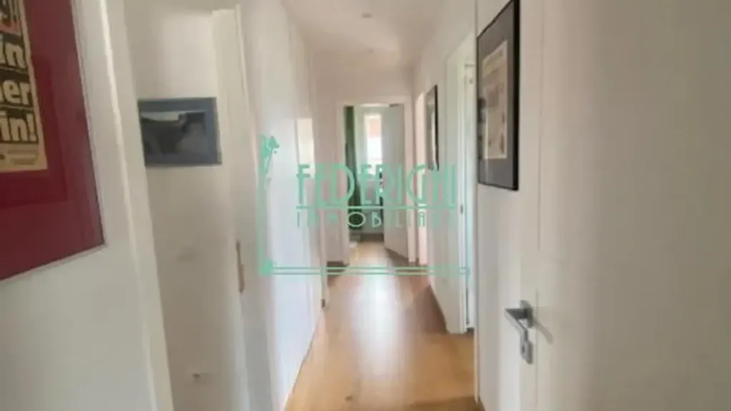 hallway_entrance