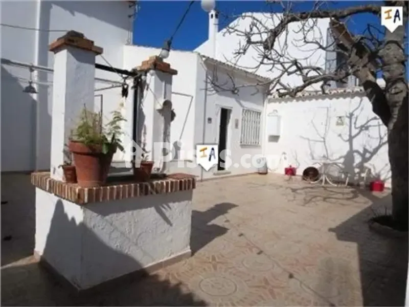 Aed - House with Commercial Space in Mollina