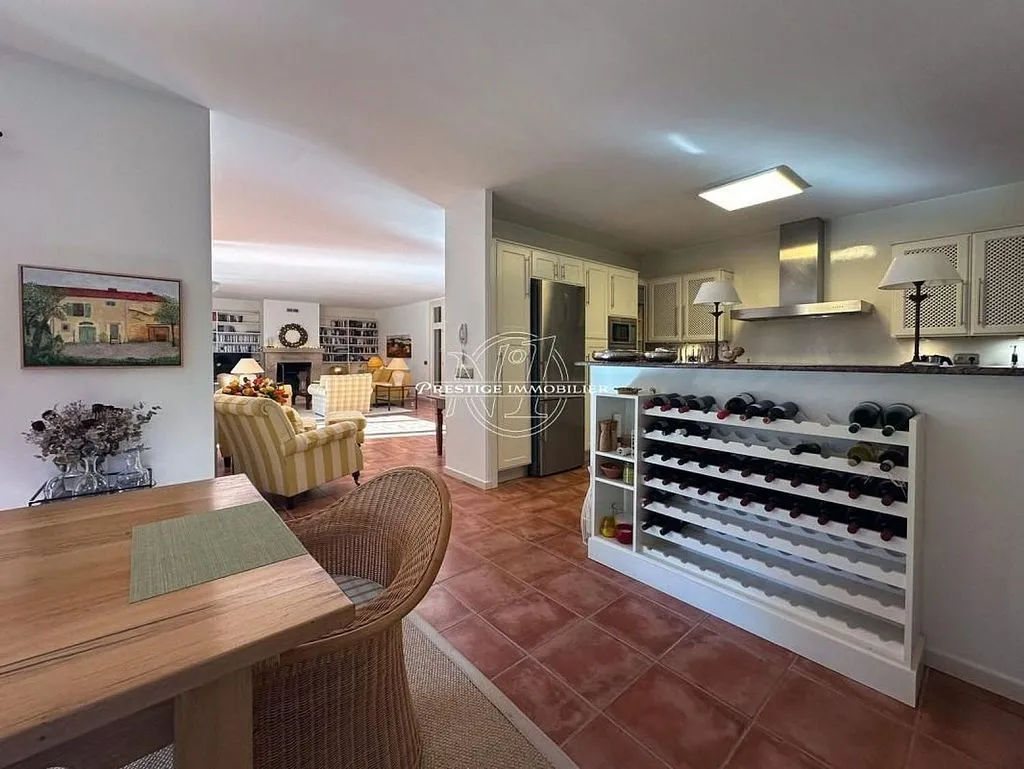 Salle à manger - Luxury Villa with Golf Views in Navata