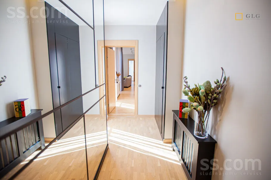Esik - Furnished Apartment with Sea Access in Lielupe
