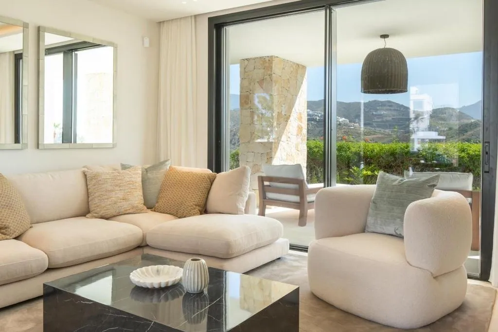 Elutuba - Modern Villa with Pool in Benahavís
