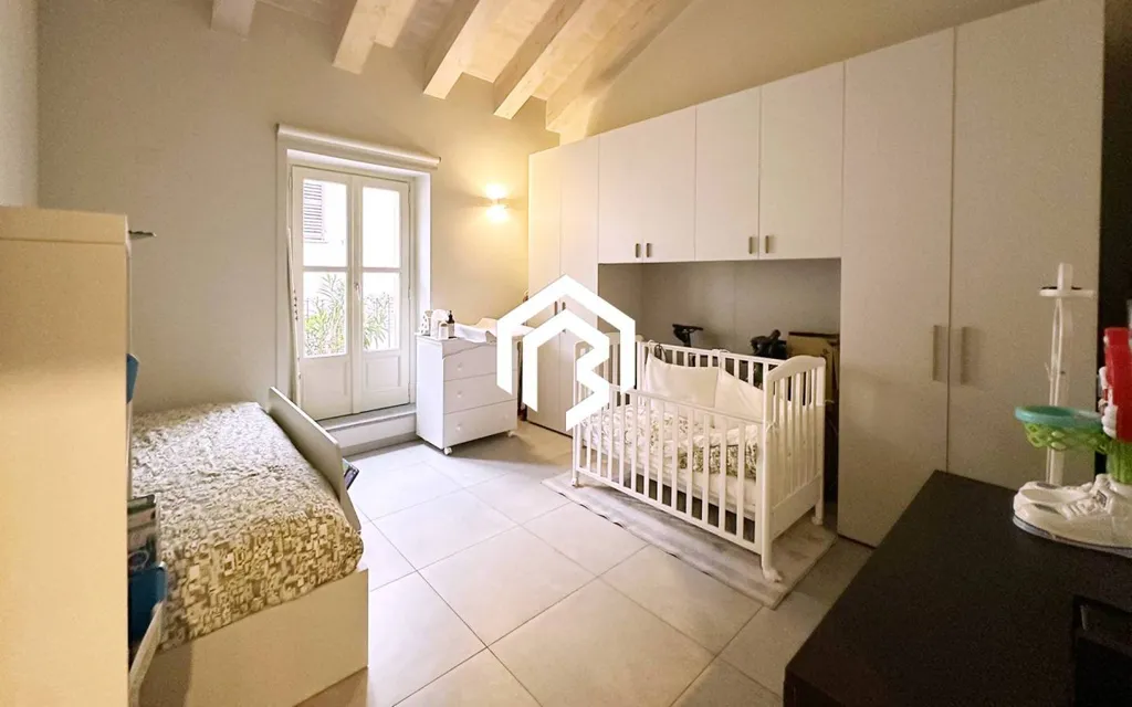 Chambres - Quadruplex with Balcony in Cuneo Centre