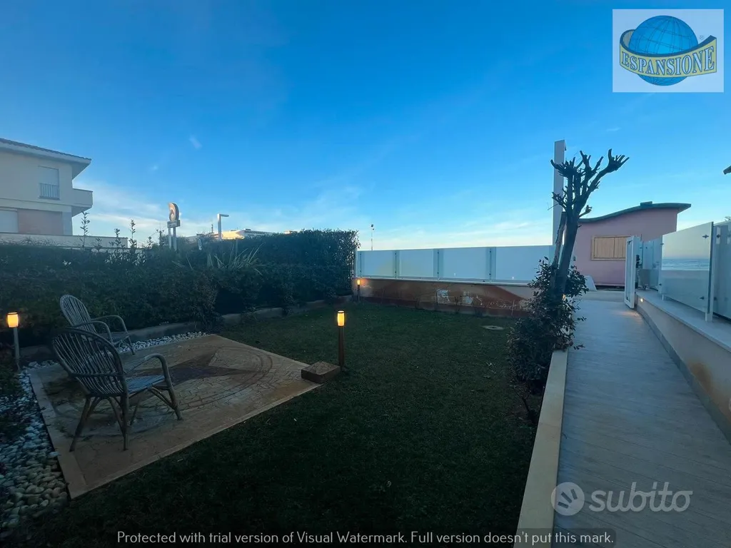 Aed - Seafront Semi-Detached Villa in Francavilla al Mare