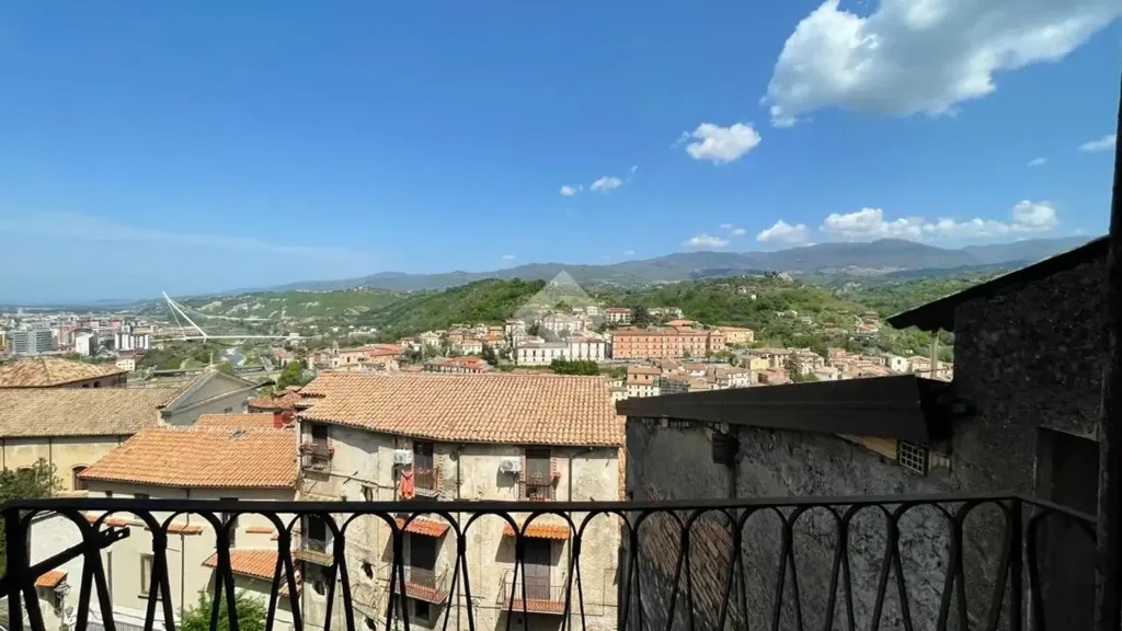 Balcon - Central 3-Bedroom Apartment in Cosenza