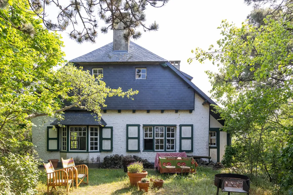 Välivaade - Historic Villa with Sea View in La Panne
