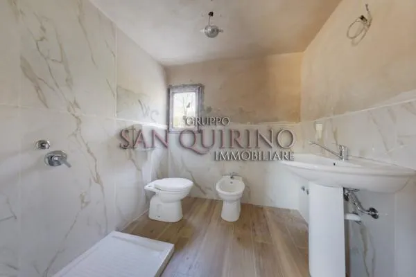 Vannitoad - Rustic Villa with Garden in Cadelbosco di Sopra