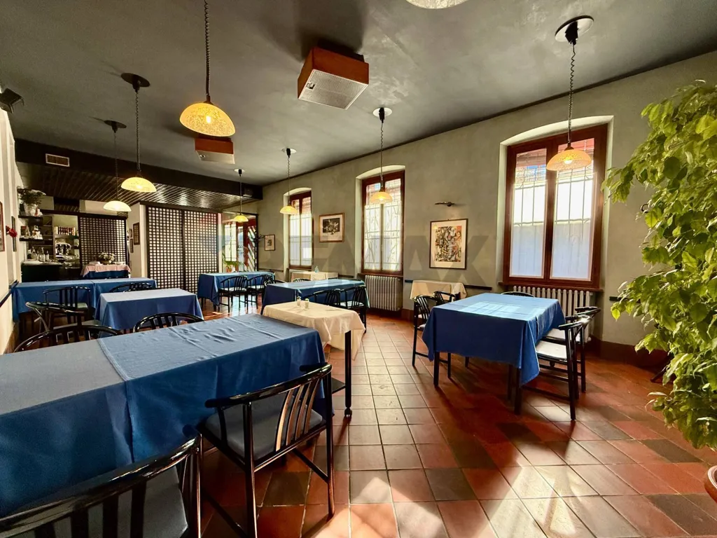 Salle à manger - Restaurant with Apartment in Cremona's Migliaro