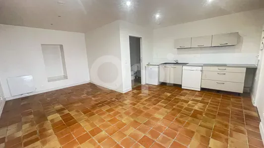 Cuisine - Studio Rénové avec Cuisine Équipée à Triel-sur-Seine