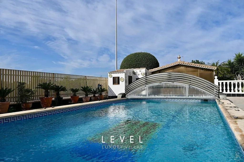 Piscine - Chalet with Pool in San Antonio de Benagéber