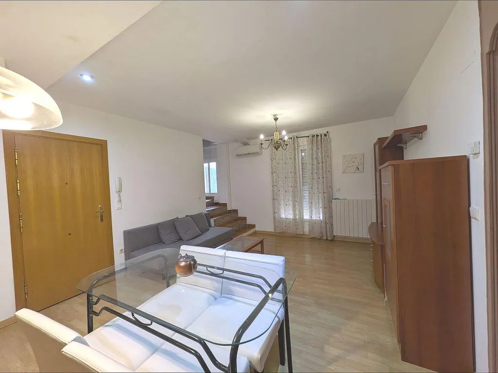 Séjour - Duplex with Balcony and Terrace in San Pablo