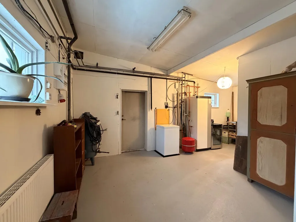 Garaaž - Charming Villa with Guesthouse near Visby