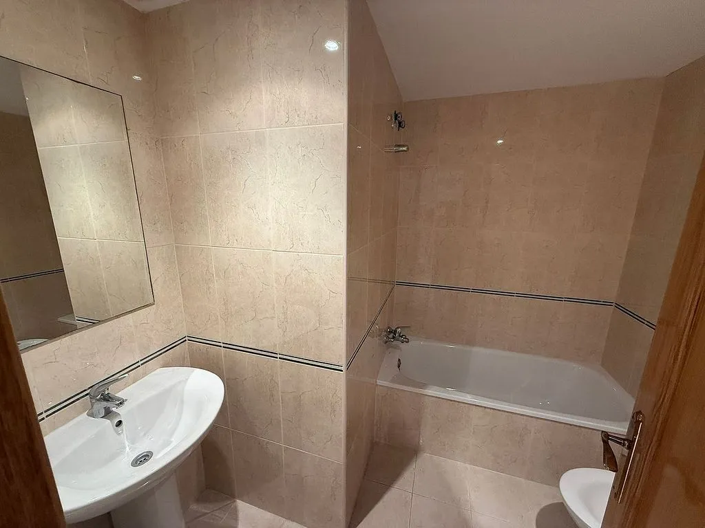 Bathrooms - Penthouse with Pool and Terrace in Campolivar