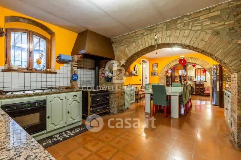 Cucina - Rustic Umbrian Casale with Two Units in Perugia