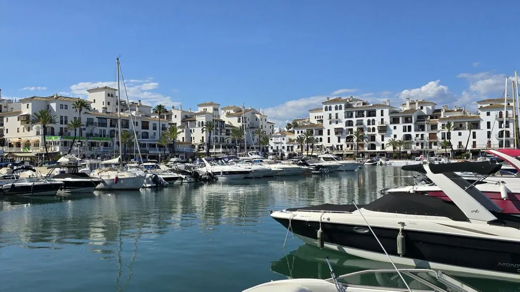Terrace - Beachfront Apartment with Sea Views in Manilva