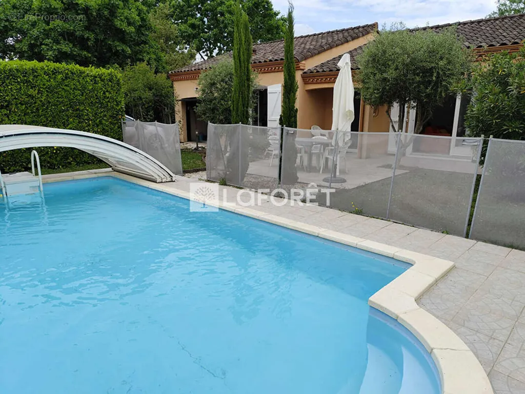 Bassein - Pavilion with Pool in Gaillac