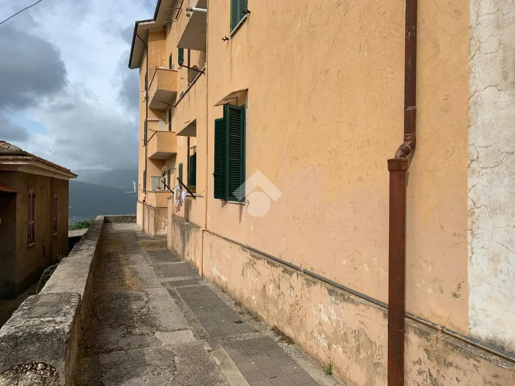 Exterior - Ground Floor Apartment with Balcony in Picinisco