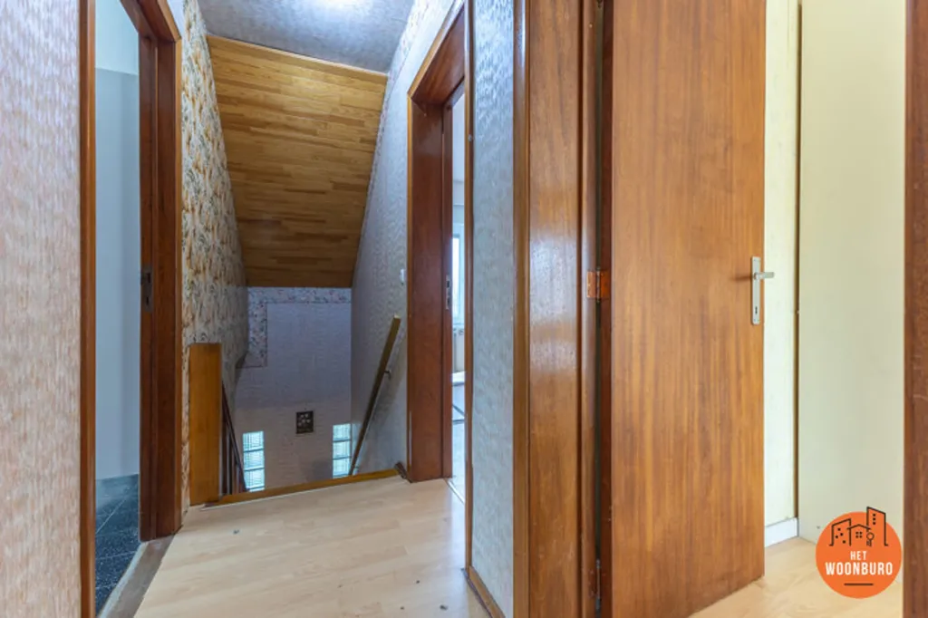 Entrée - Maison à Renover avec Terrasse à Dilbeek
