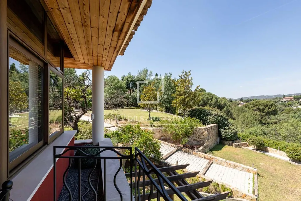 Balcon - Villa with Panoramic Views in Las Rozas