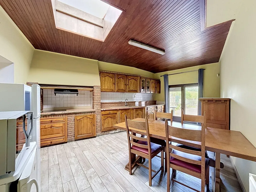 Cucina - House with Terrace in Quiet Residential Area, Courcelles
